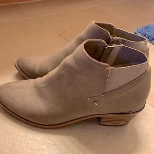 Simply vera verawang booties